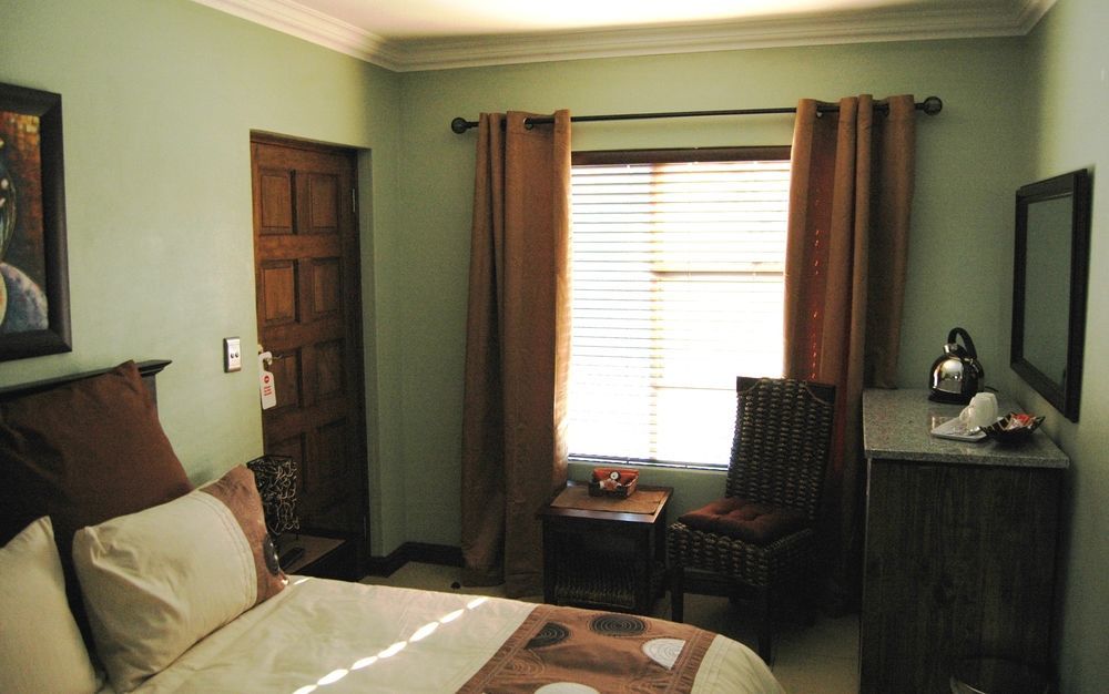 Summer Garden Guest House Benoni Exterior photo
