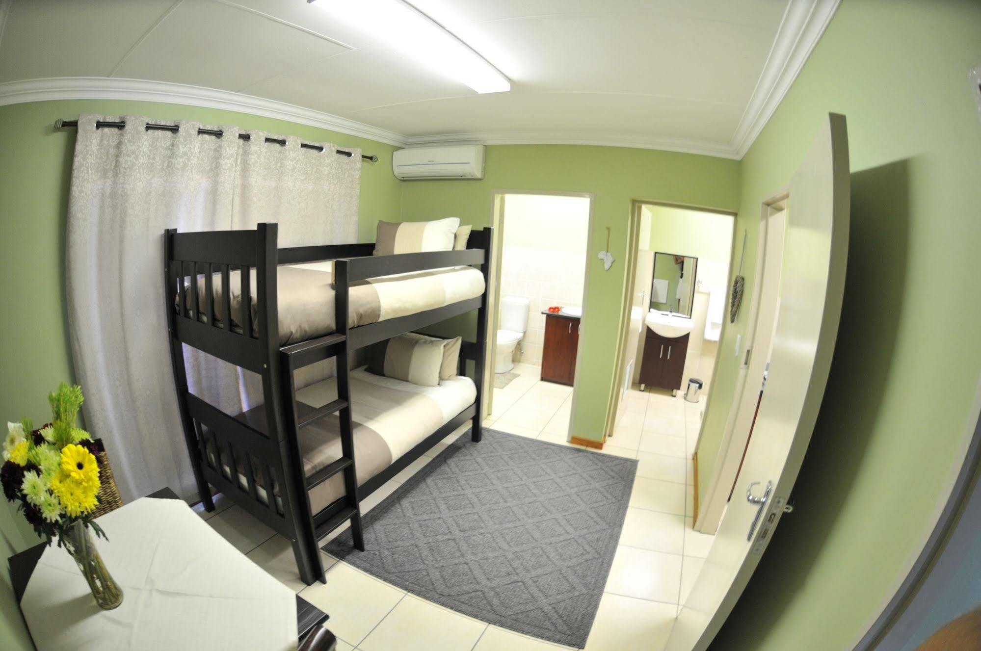 Summer Garden Guest House Benoni Exterior photo
